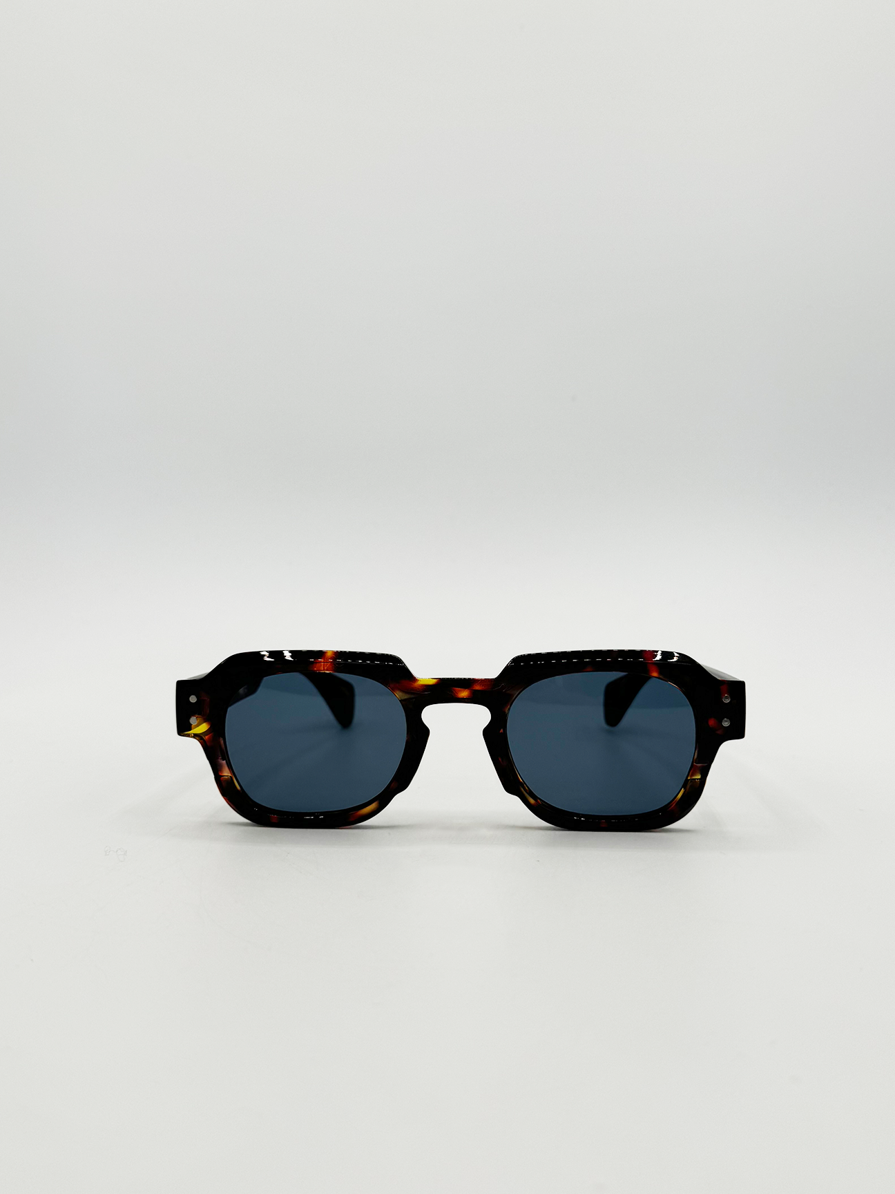 Angular wayfarer style Sunglasses in Leopard Print