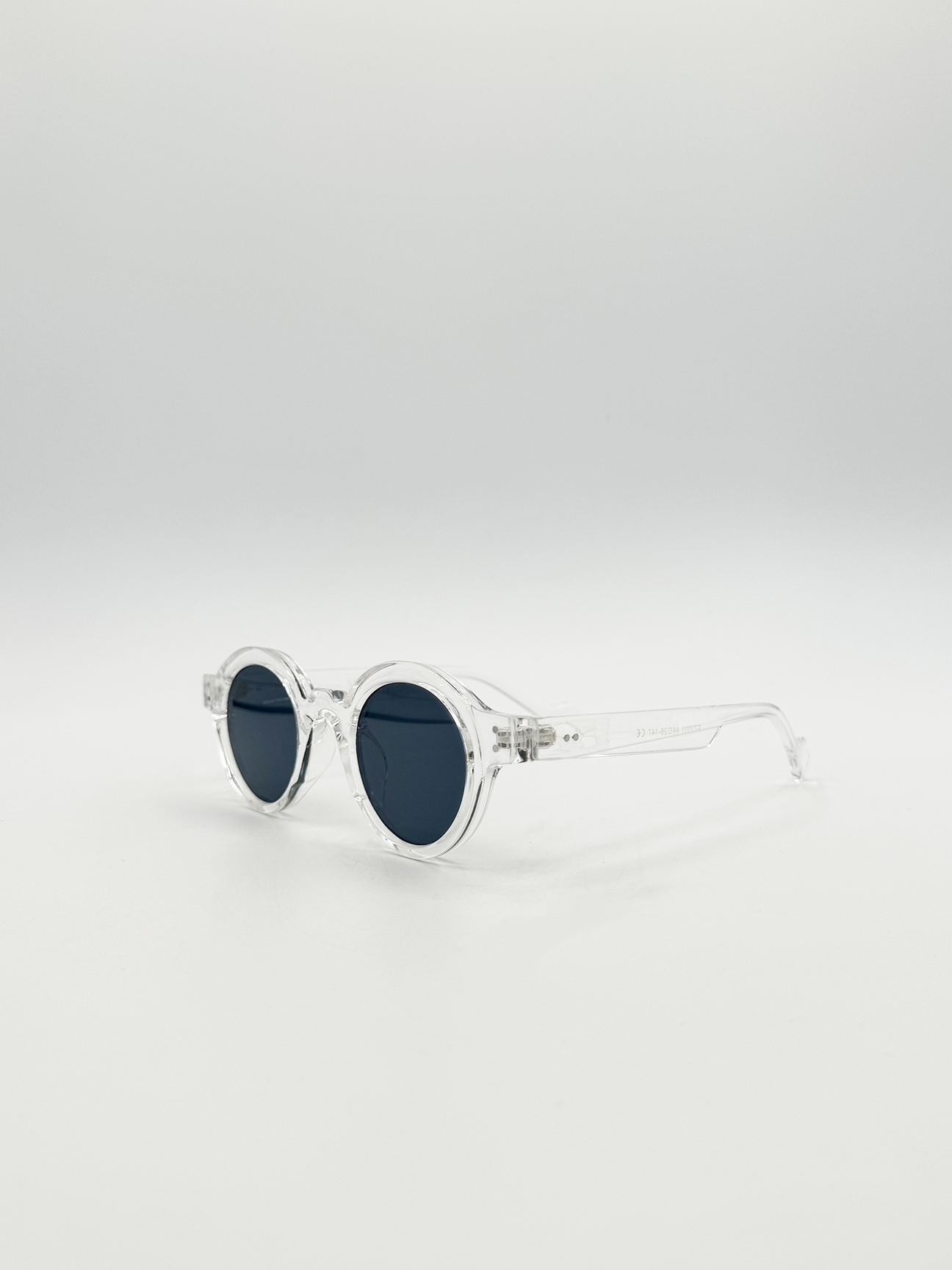 Classic Round Mens Sunglasses in Transparent