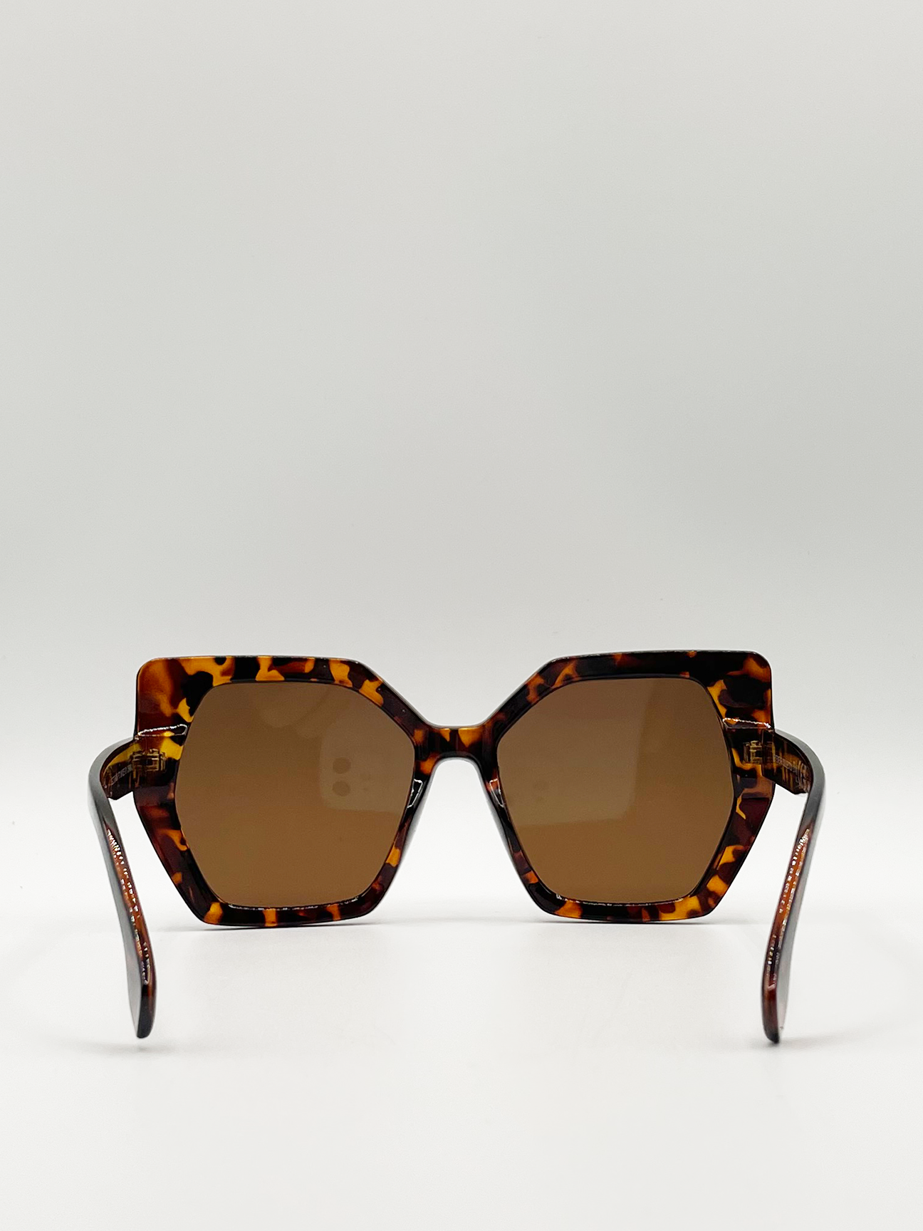 Tortoiseshell Oversized Cat Eye Sunglasses with Brown Lense