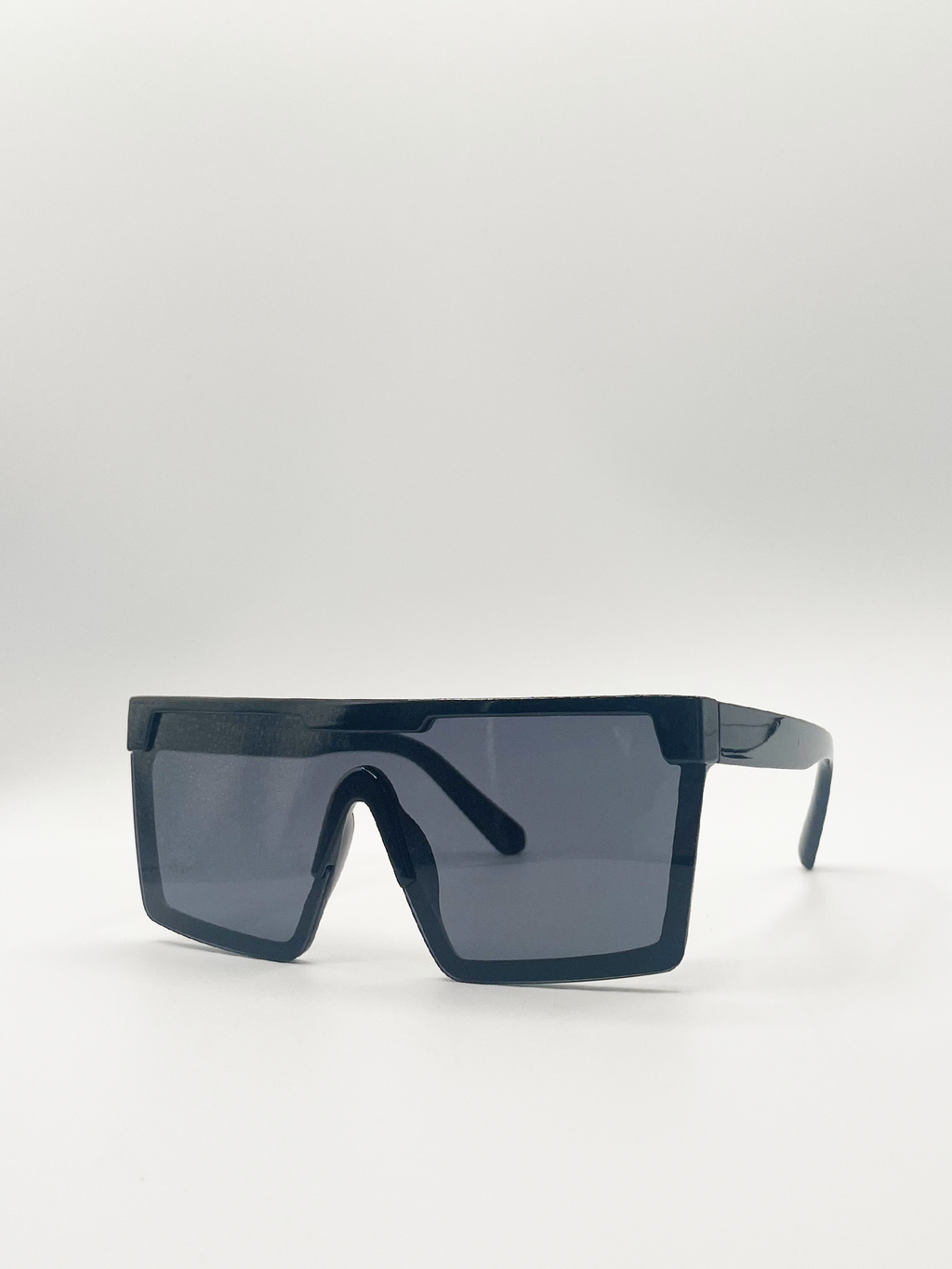 Black Shape_Oversized Flat Top Square Frame Sunglasses