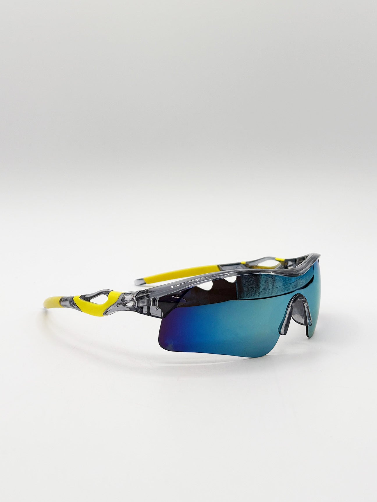 Outdoor Sport Racer Sunglasses in Multi Yellow