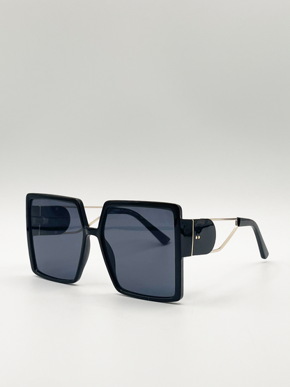 Oversized square sunglasses with temple frame detail