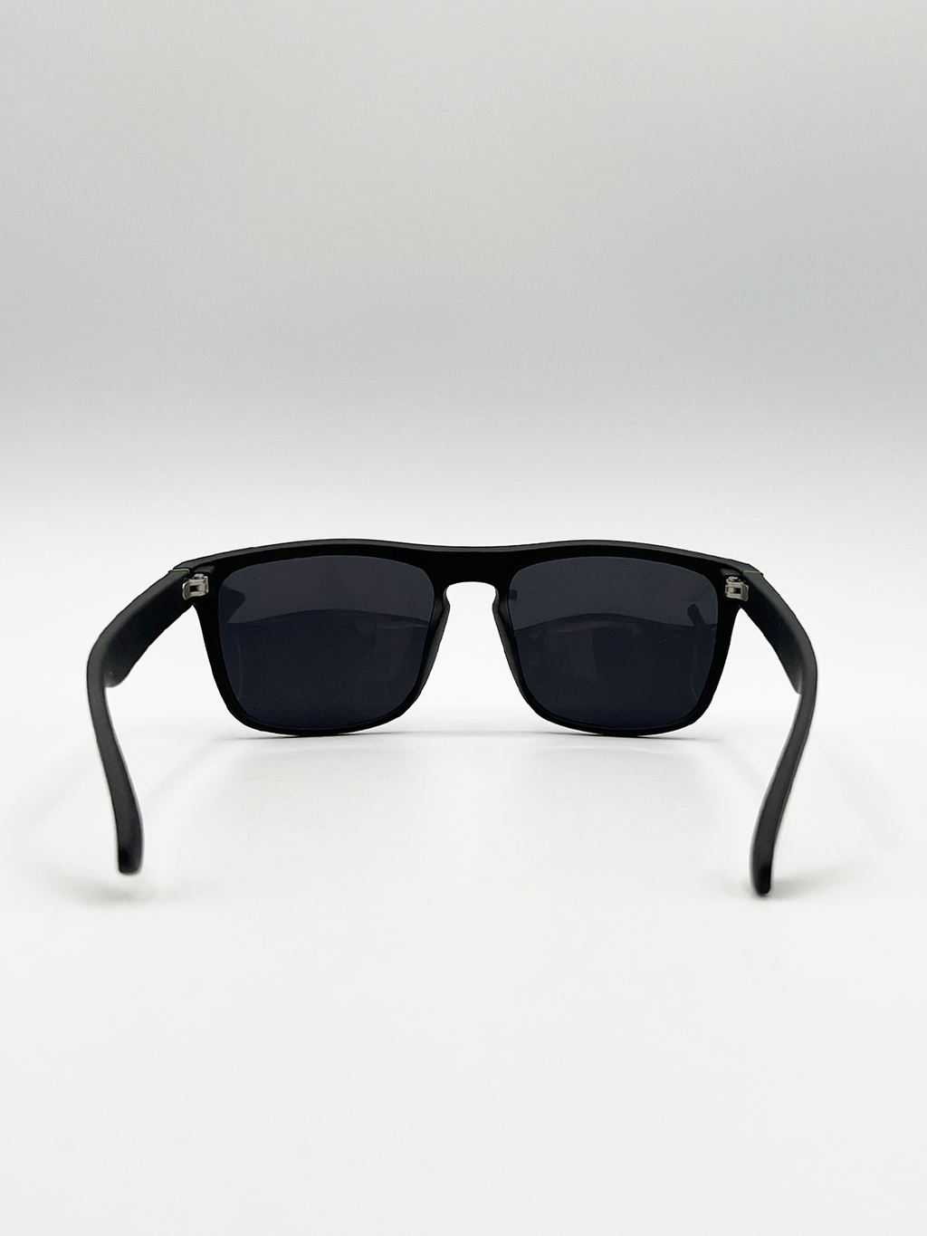 Matte Black Wayfarer Sunglasses