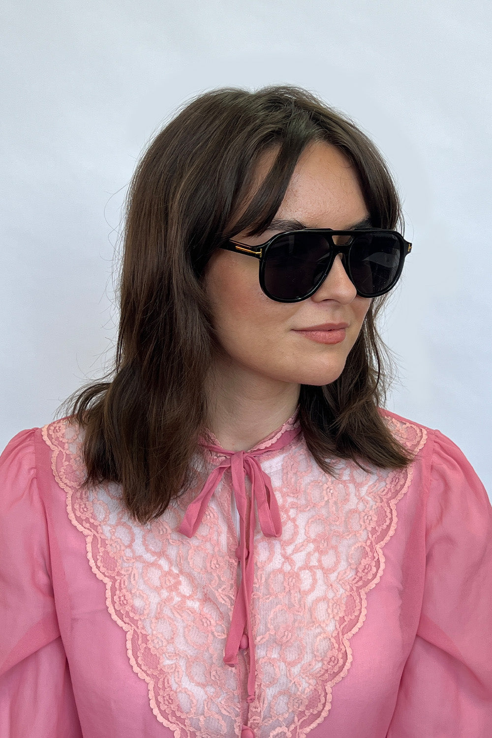 Oversized Navigator Sunglasses in Black