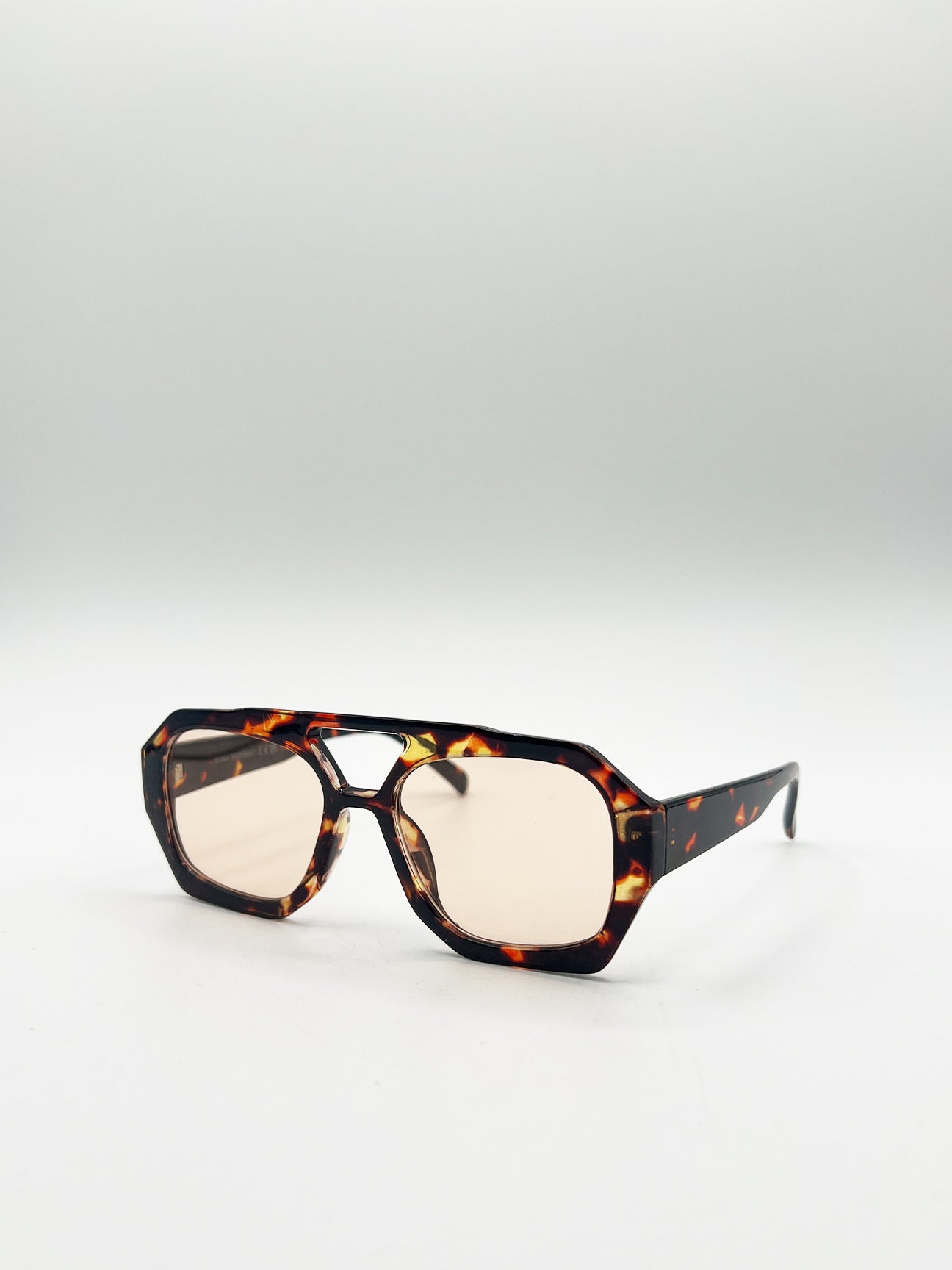 Tortoiseshell Navigator Sunglasses with Orange Lenses