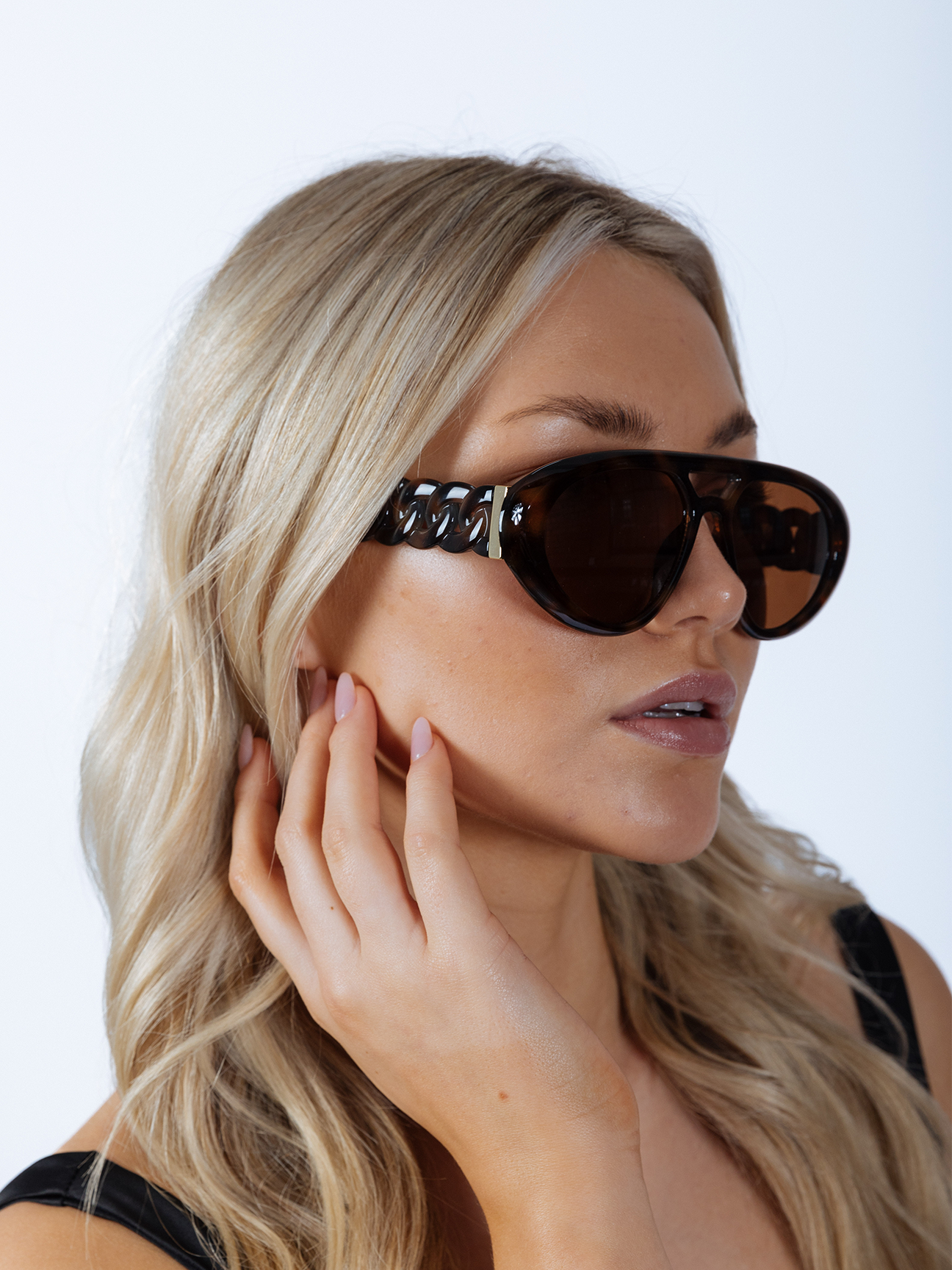Chunky Aviator Sunglasses in Brown