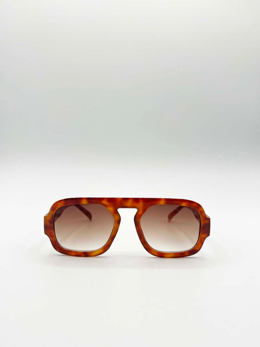 Retro Navigator Sunglasses in Burnt Rust