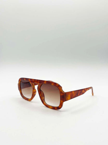 Retro Navigator Sunglasses in Burnt Rust