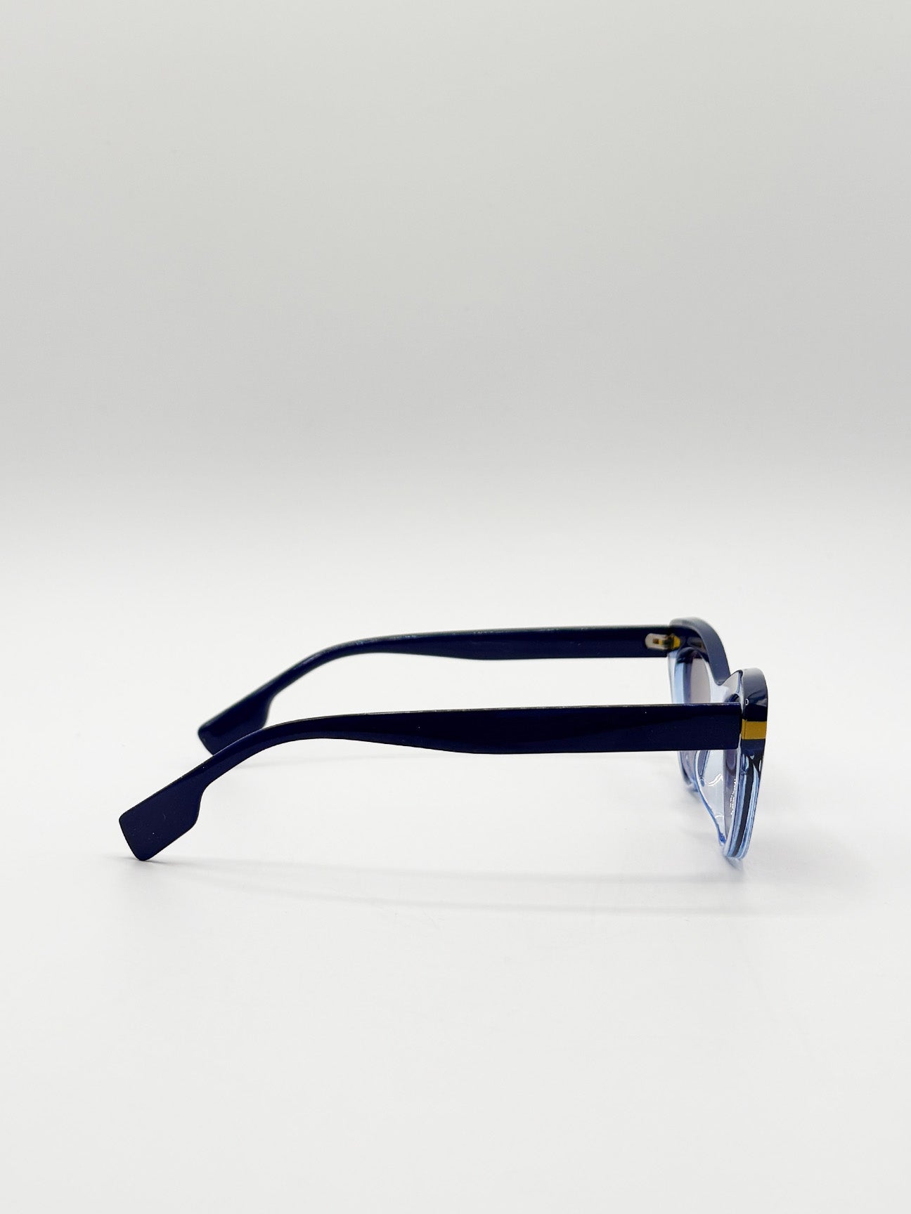 Two Tone Cat-Eye Sunglasses in Blues