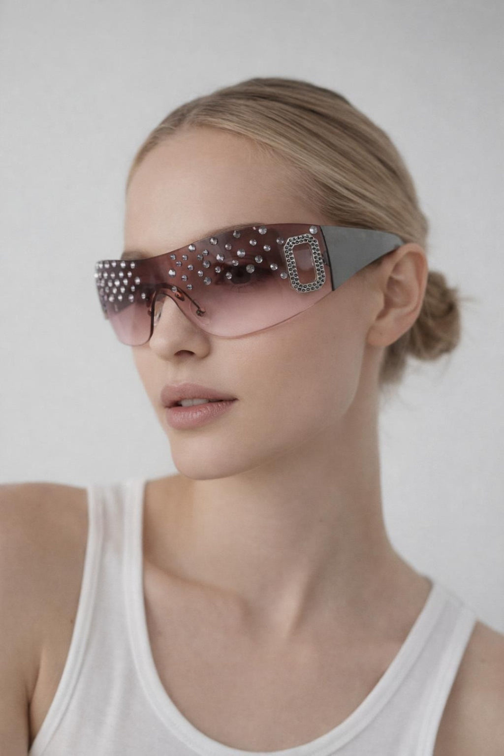 Racer Diamante Sunglasses In Pink