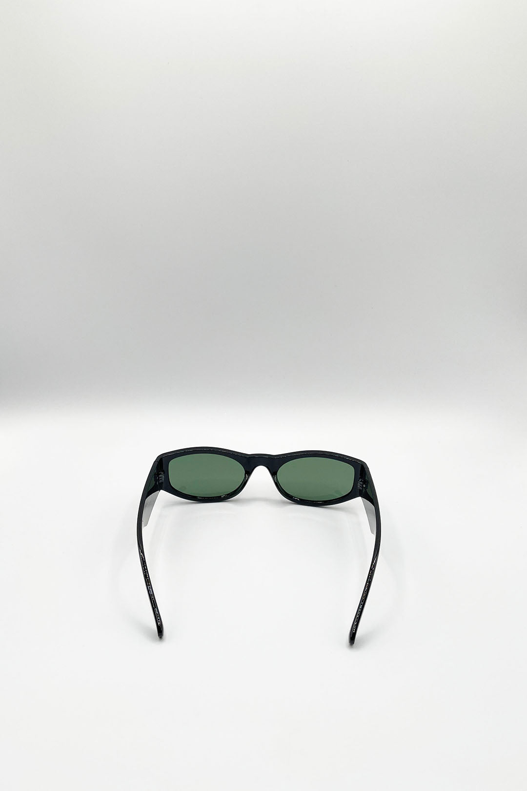 Racer Wrap Around Sunglasses In Black