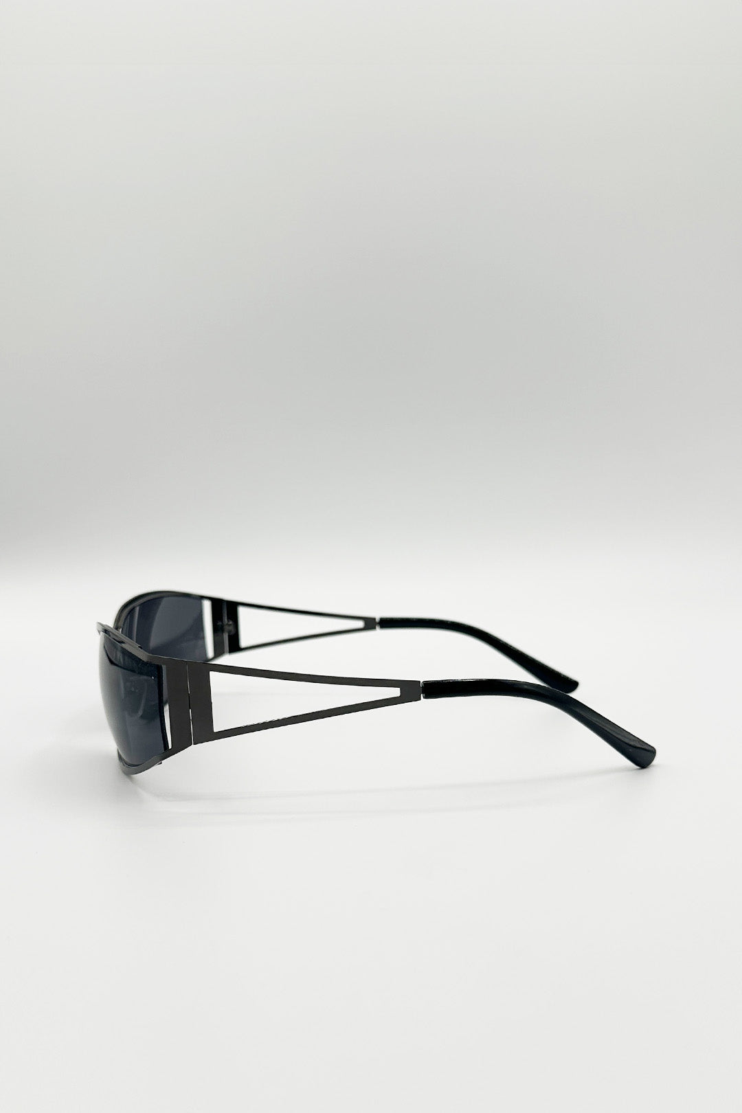 Retangle Wrap Around Metal Sunglasses In Gun Metal
