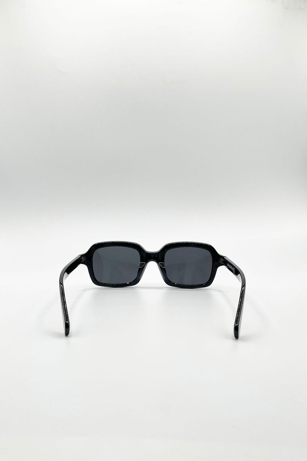 Bold Square Sunglasses In Black