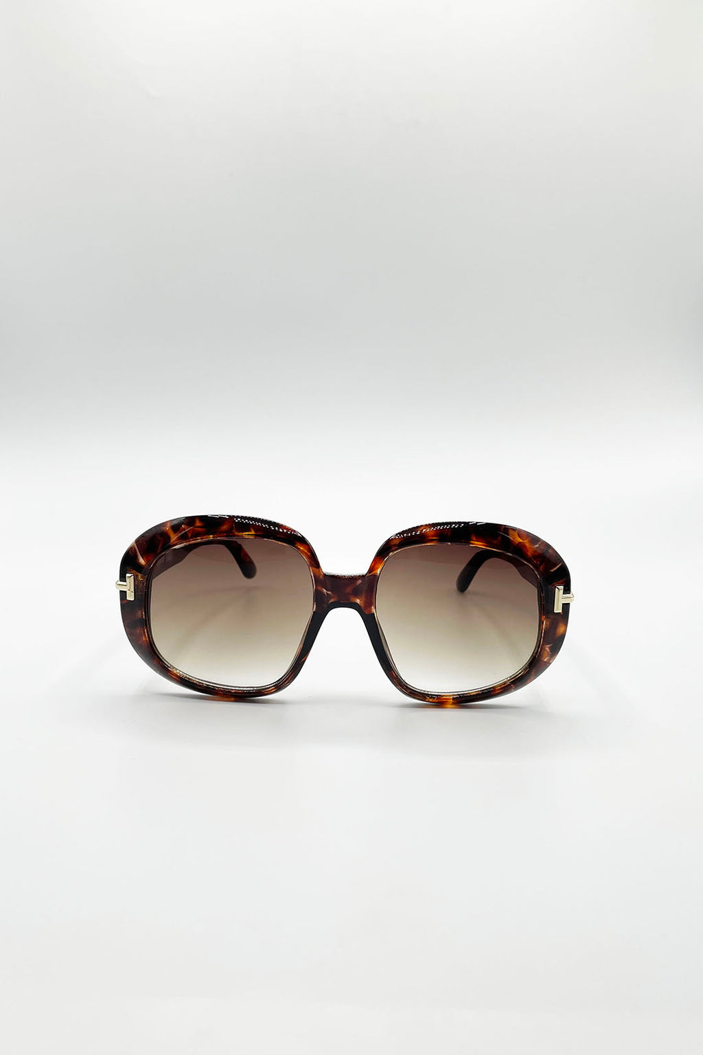 Bold Round Oversized Sunglasses In Tortoiseshell