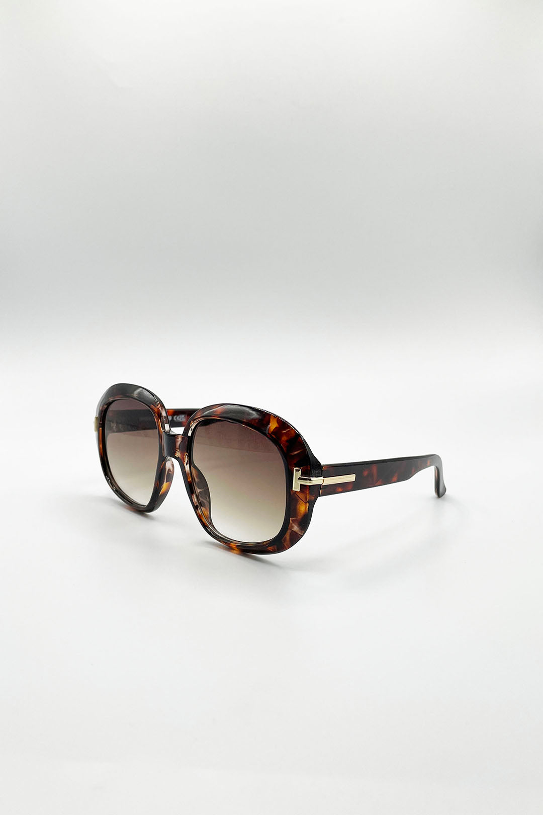 Bold Round Oversized Sunglasses In Tortoiseshell