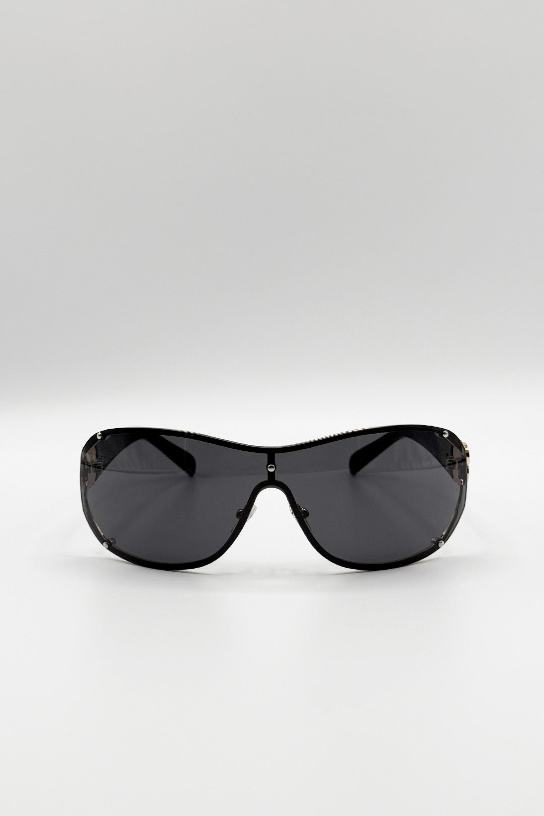 Vintage Rose Wrap Around Sunglasses In Black