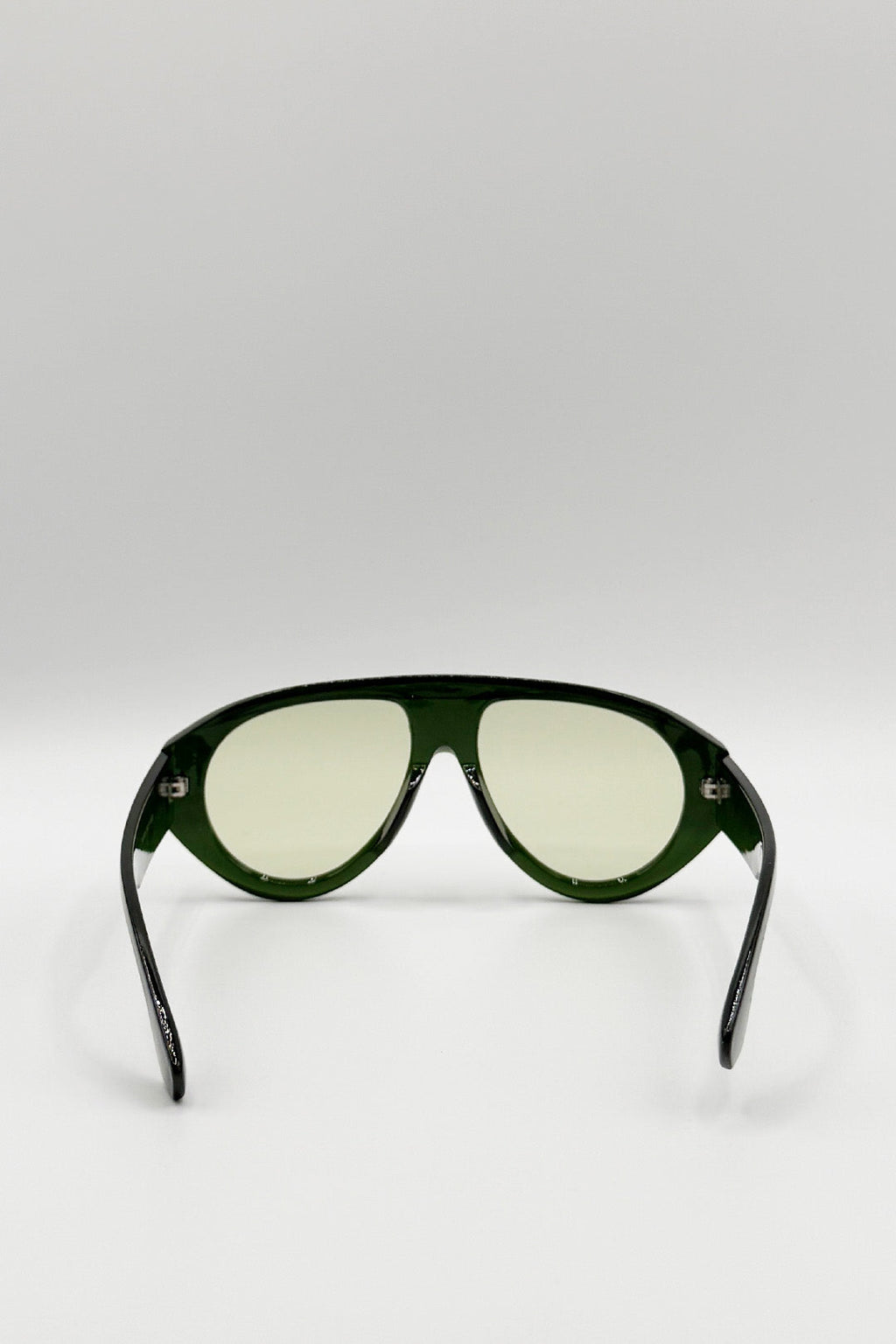 Oversized Bold Aviator Sunglasses in Green