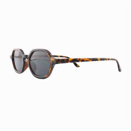 Retro Oval Sunglasses in Brown Tortoiseshell