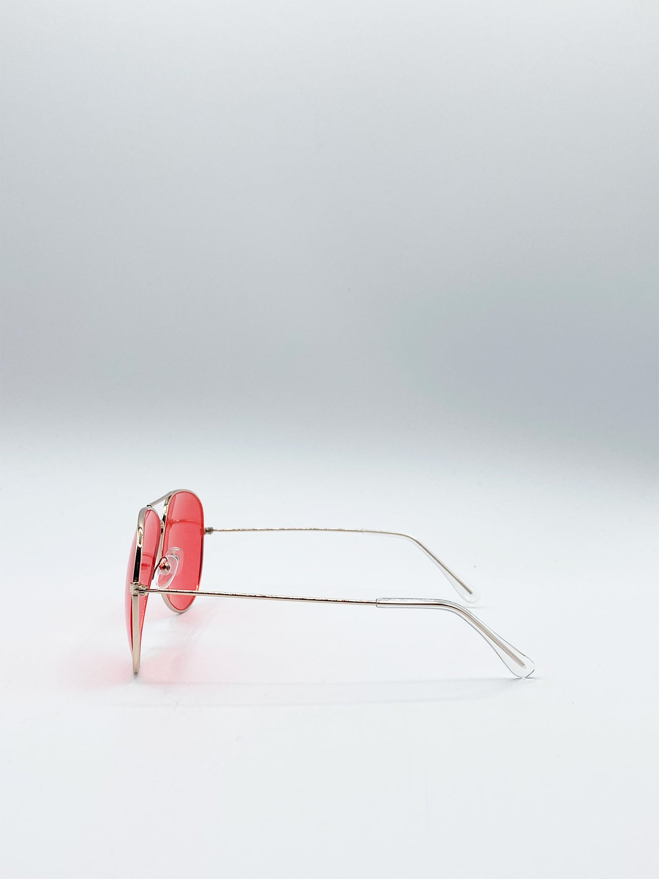 Metal Frame Aviator Sunglasses with Red Lenses