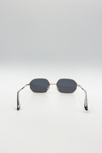 Oval Sunglasses In Black Smoke