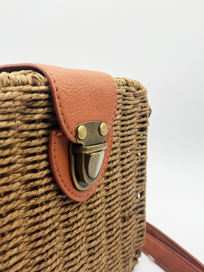 Brown Woven Straw Cross Body Bag with Leather Clasp and Handle