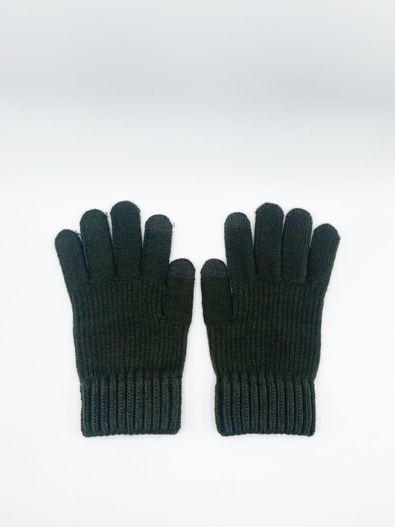 Plain Knitted Gloves in Khaki