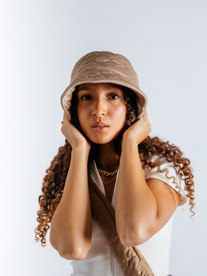 Quilted Bucket Hat in Beige
