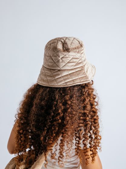 Quilted Bucket Hat in Beige