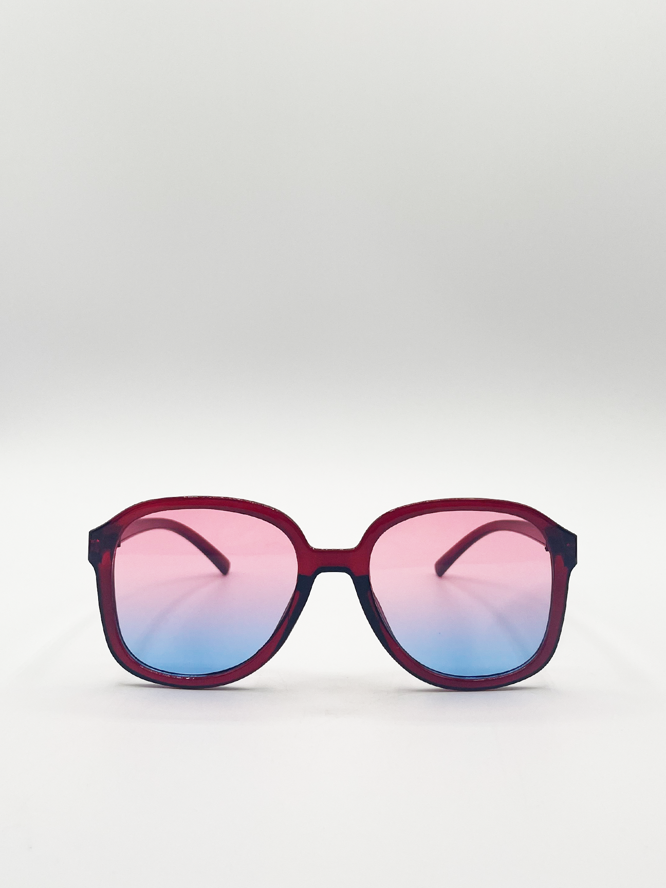Vintage Style  Oversized Sunglasses with Ombre Lenses in Multi