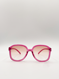 Vintage Style Shape_Oversized with Ombre Lenses in Pink