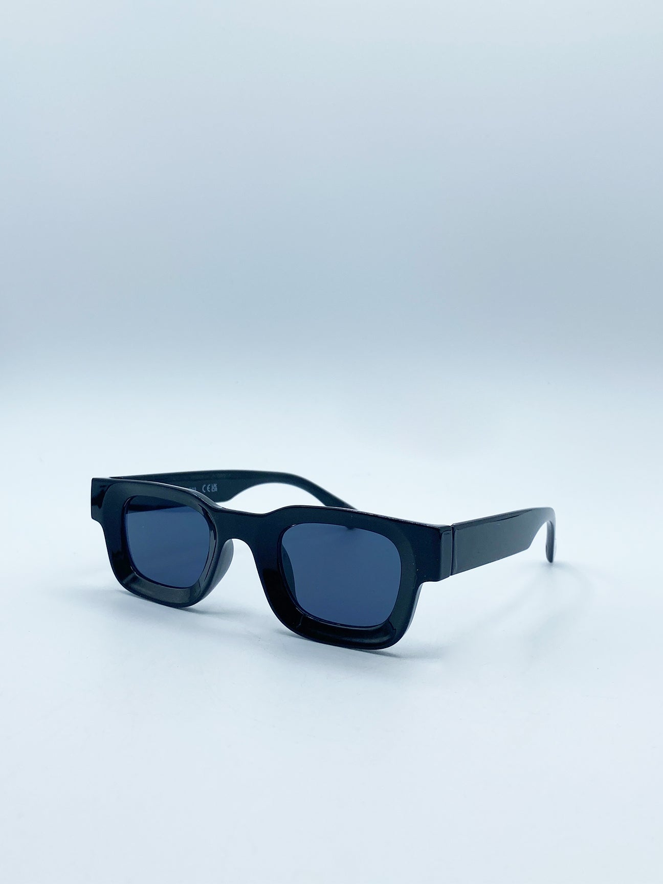 Chunky Square Frame Sunglasses in Black