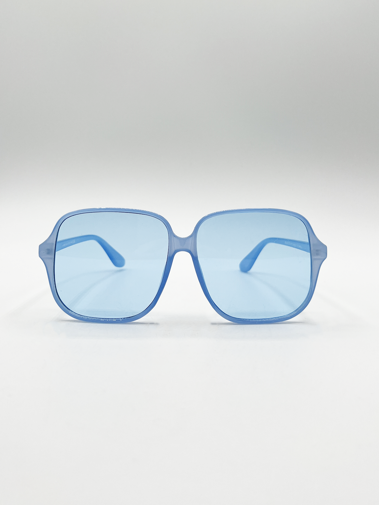 Oversized Lightweight Square Frame Sunglasses in Blue