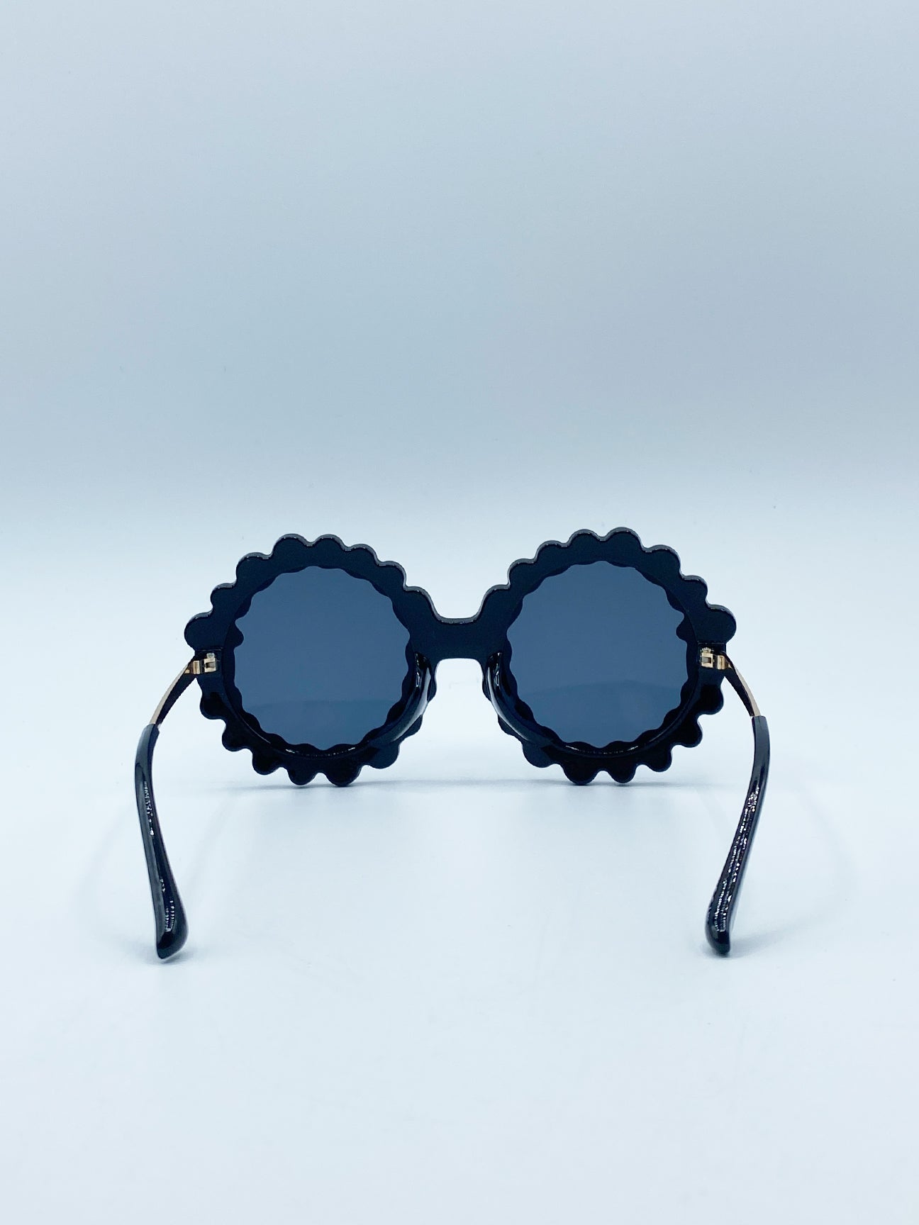 Round Floral Gem Novelty Sunglasses in Black
