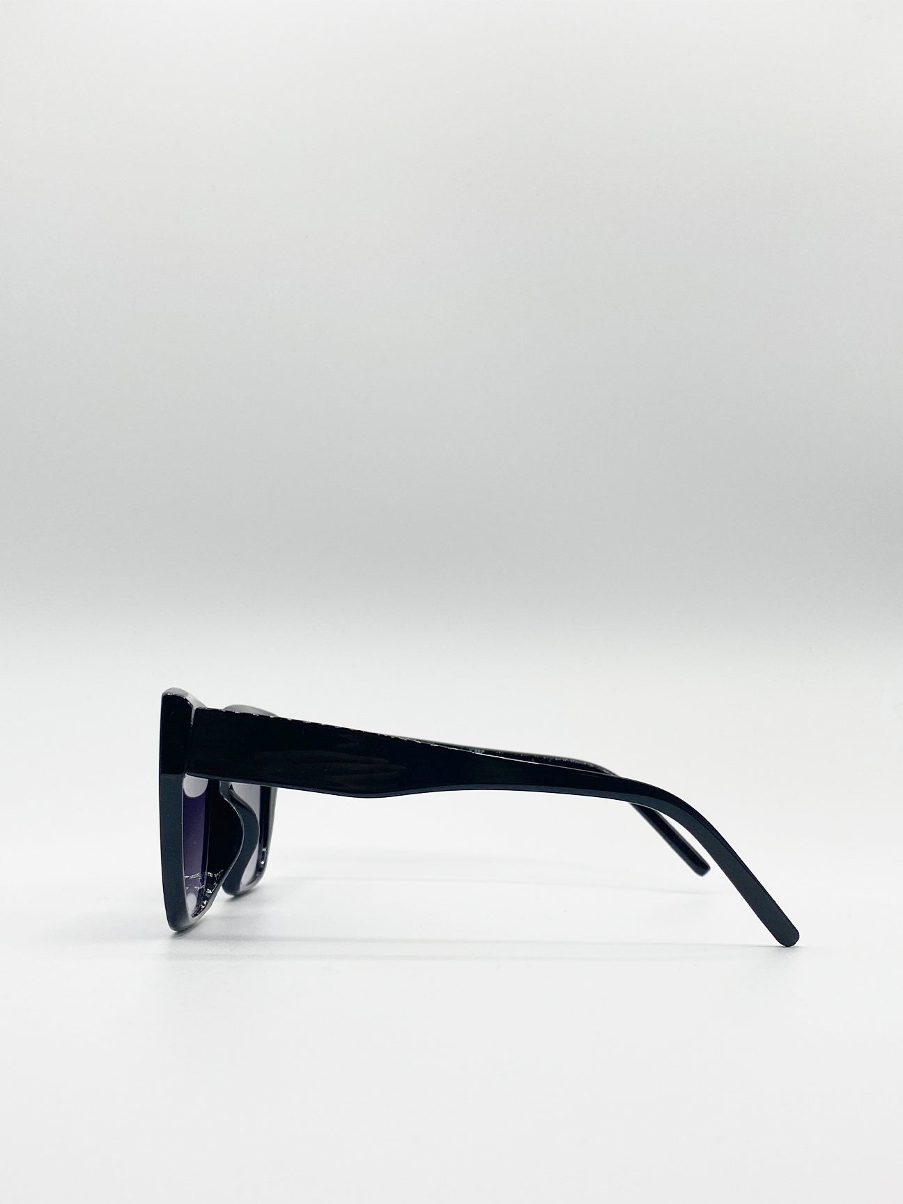 Oversized Cateye Sunglasses In Smoke Grad