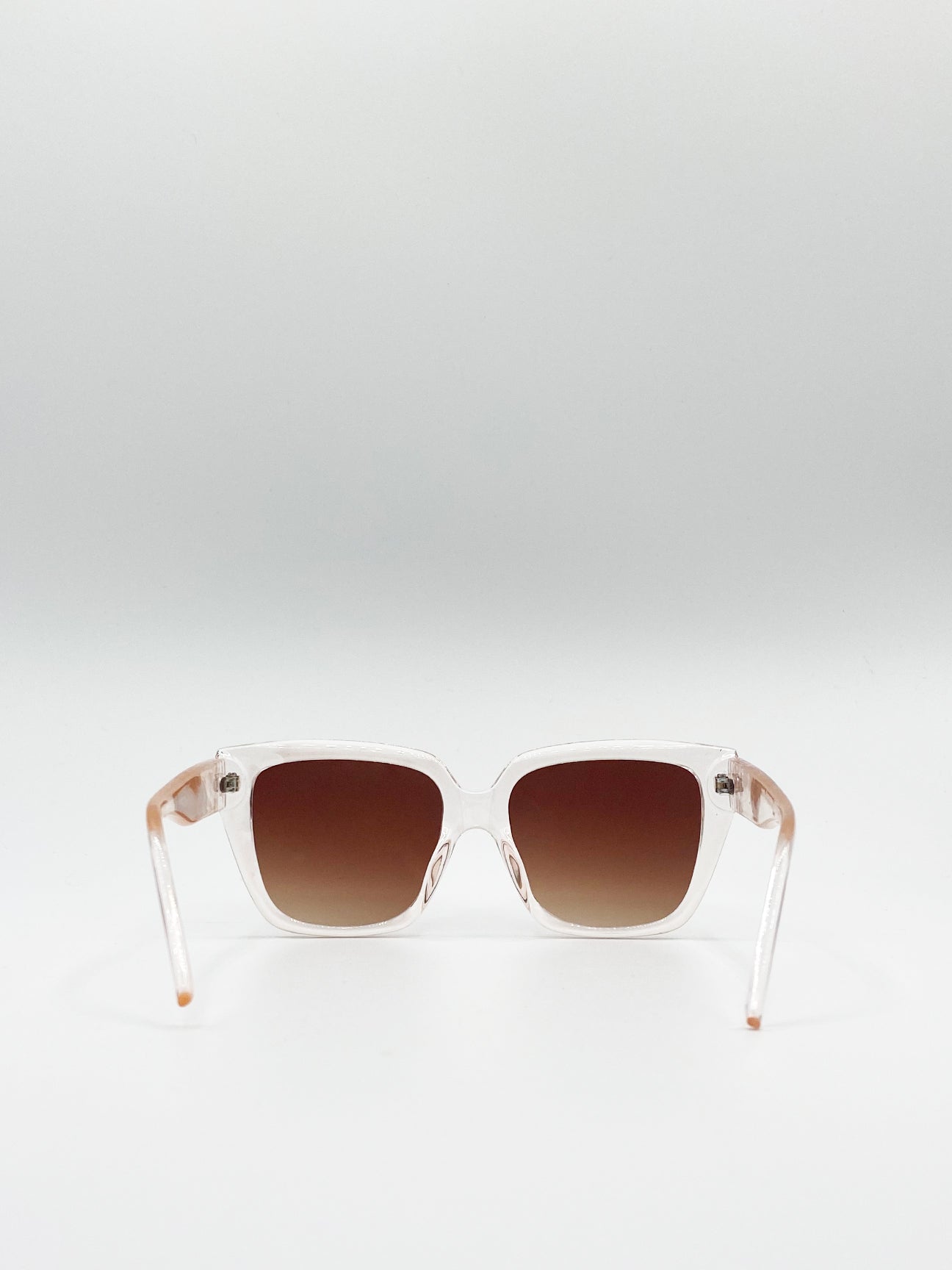 Cateye Sunglasses In Transparent Pink