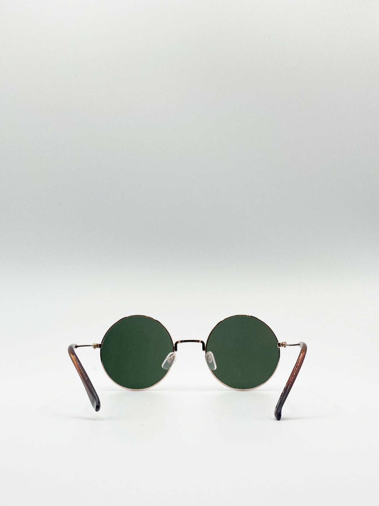 Classic Metal Round Sunglasses With Green Tinted Lenses