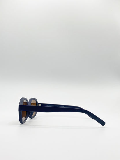 Oval Sunglasses In Matte Navy