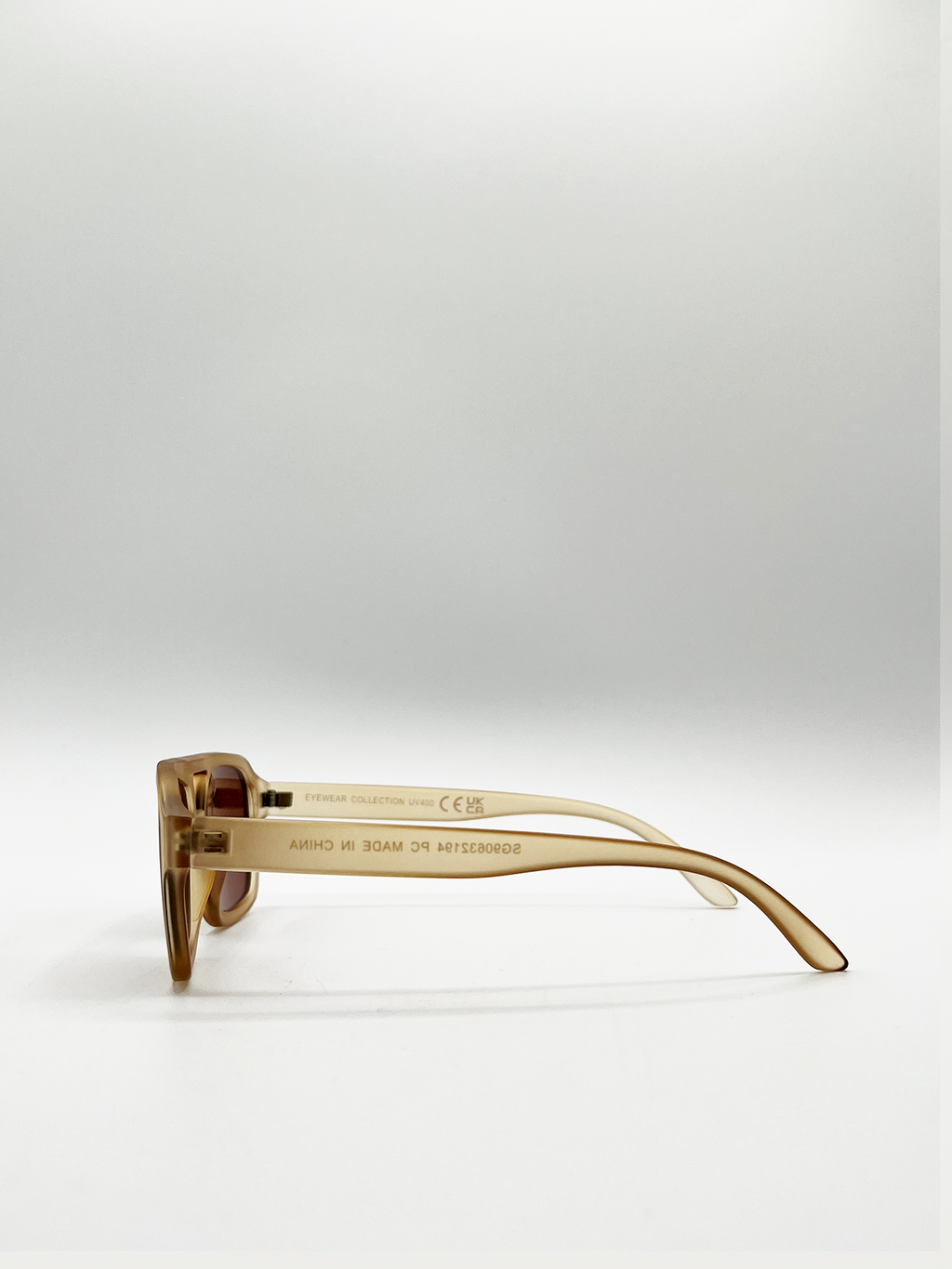 70'S Navigator Sunglasses In Matte Sand