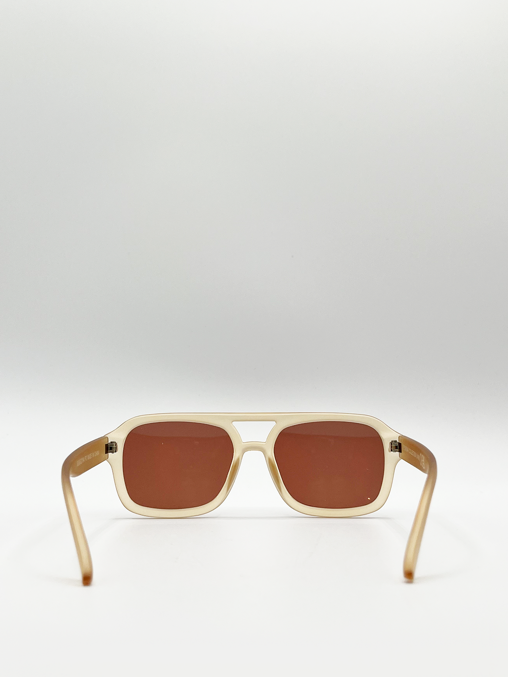 70'S Navigator Sunglasses In Matte Sand