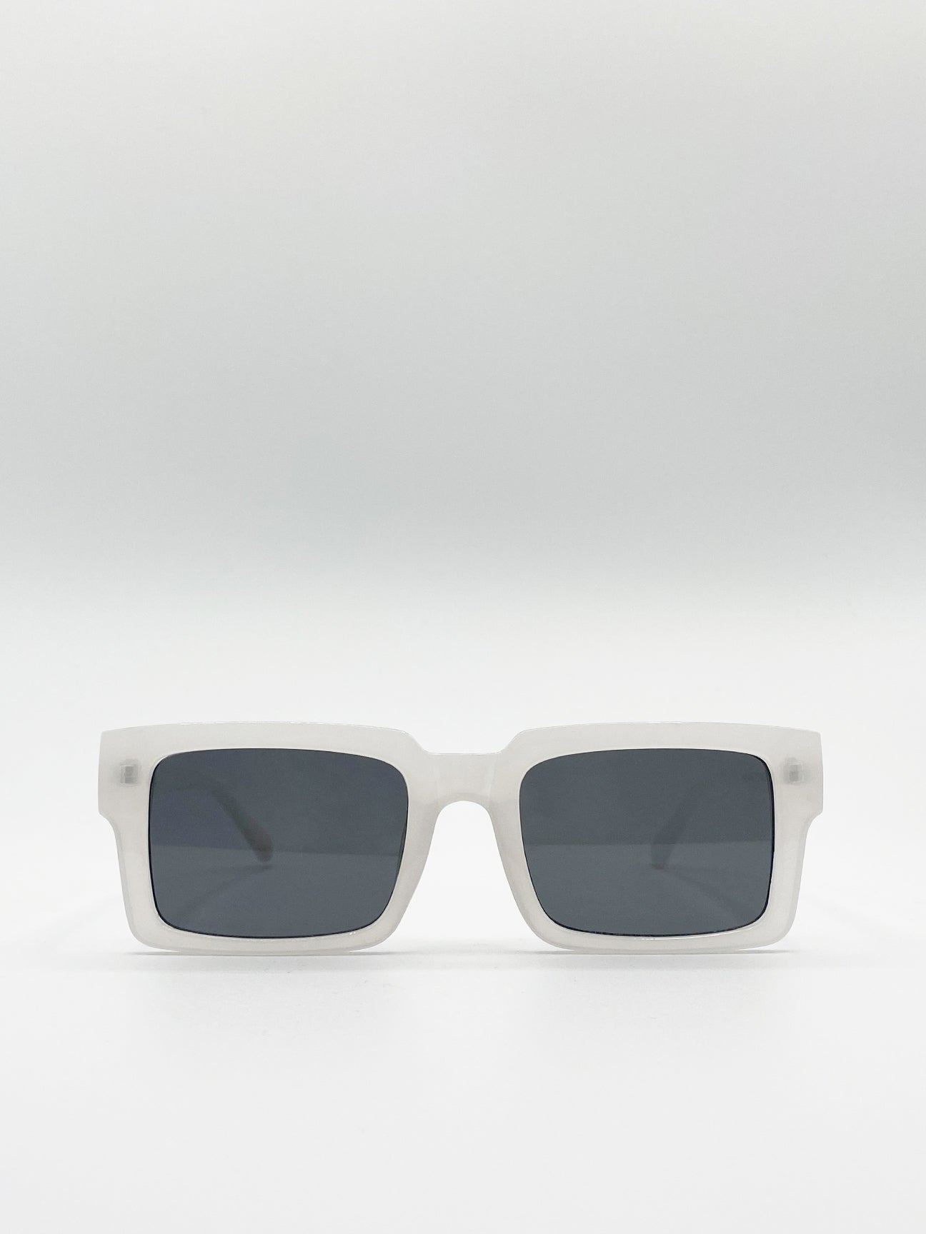 Square Sunglasses In Milky White
