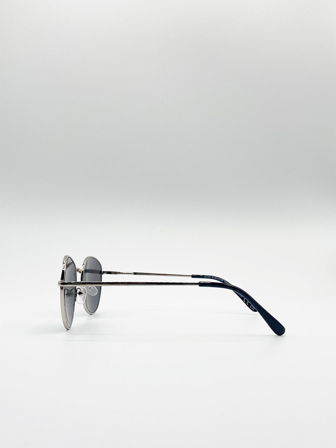 Classic Round Sunglasses In Silver Mirror